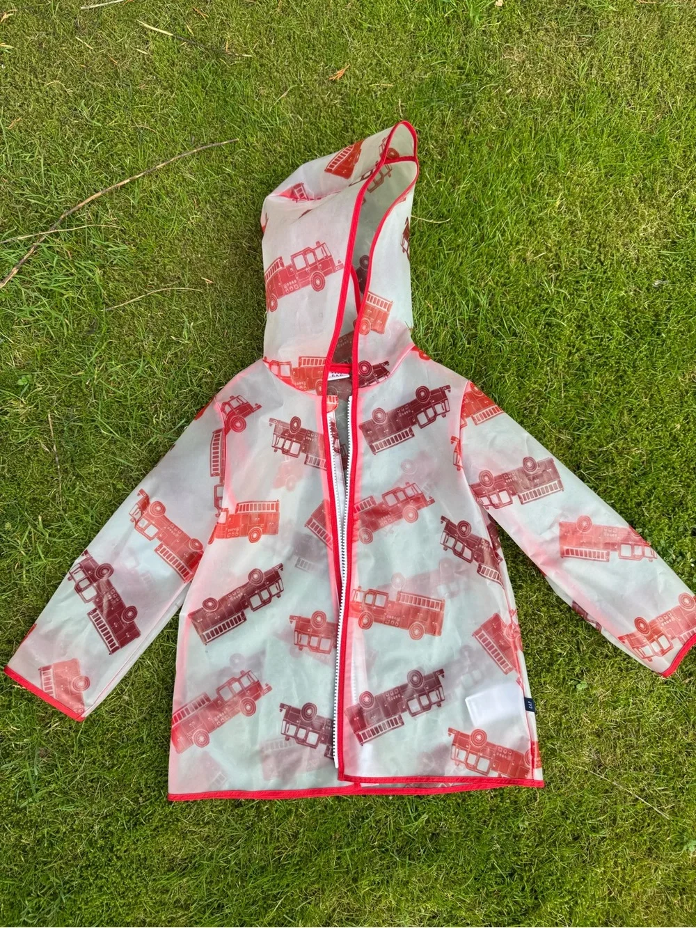 Baby Gap Boys’ Size 4 Rain Jacket | Firetrucks | EUC | Hood